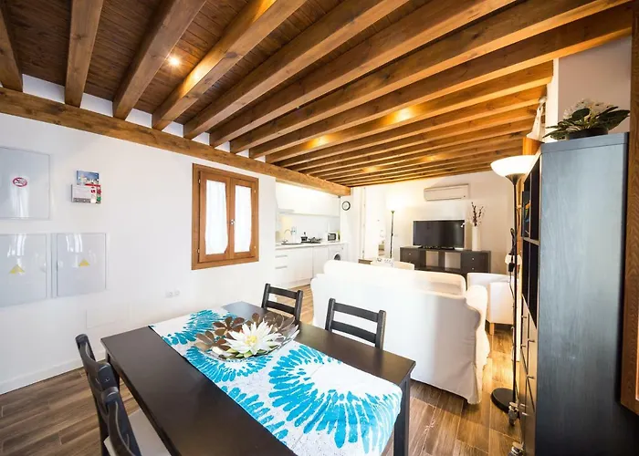 Apartmán Livings En Elvira Centro