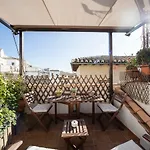 Central Patio Loft Apartamento Granada