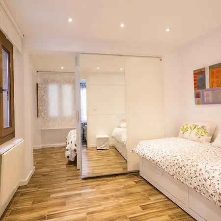Livings En Elvira Centro Apartament